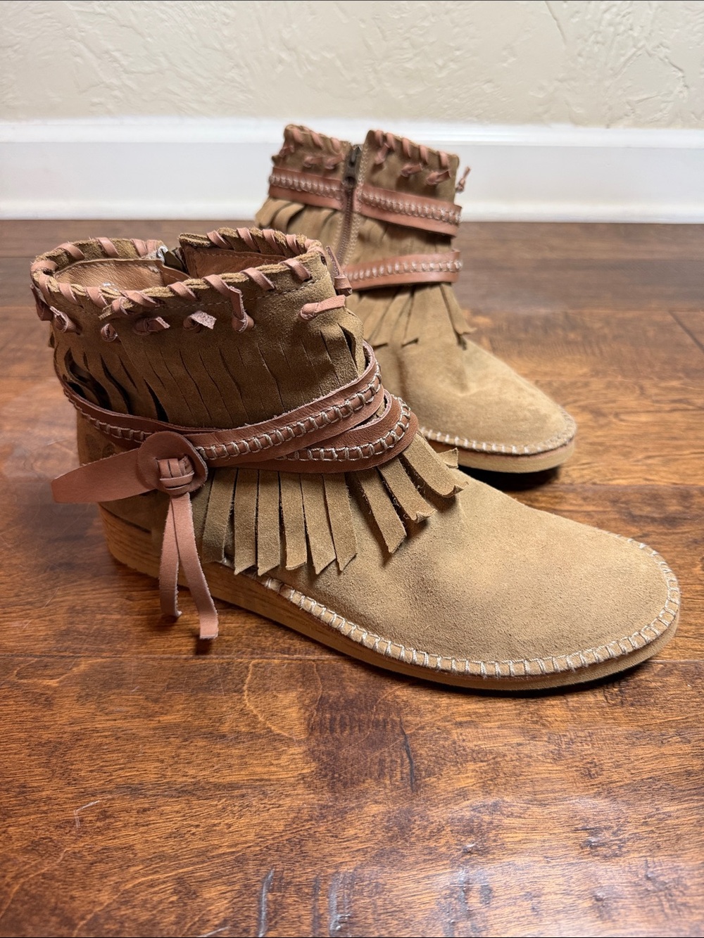 Felmini Suede Fringe Moccasin Style Zip Up Boots, size 42 EU/11 US